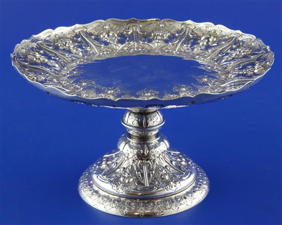 A Victorian silver tazza, 13.5 oz.